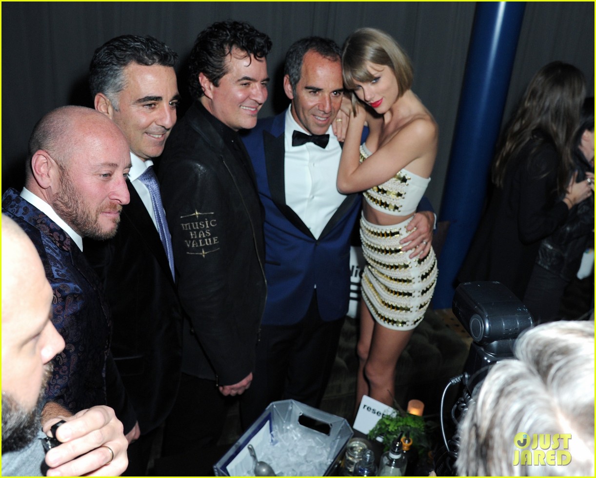 Taylor Swift's Grammys 2016 After Party Squad Includes Boyfriend Calvin