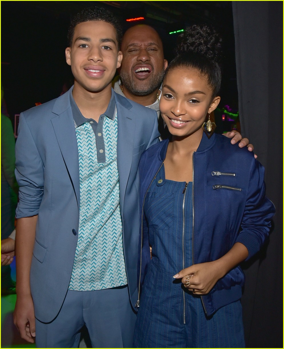 Anthony Anderson & Tracee Ellis Ross Joke About Past Feud at ‘black-ish