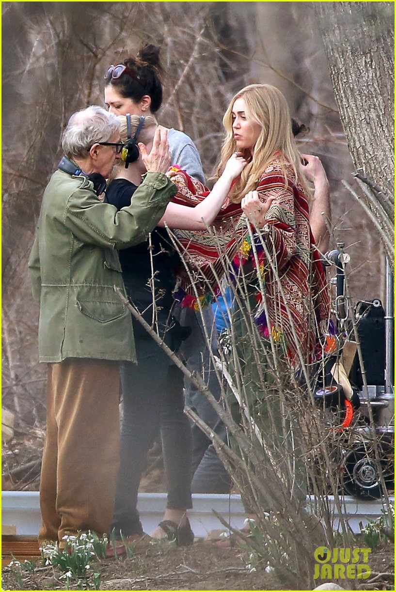 Miley Cyrus Brings Back Long Hair for Woody Allen Project Photo