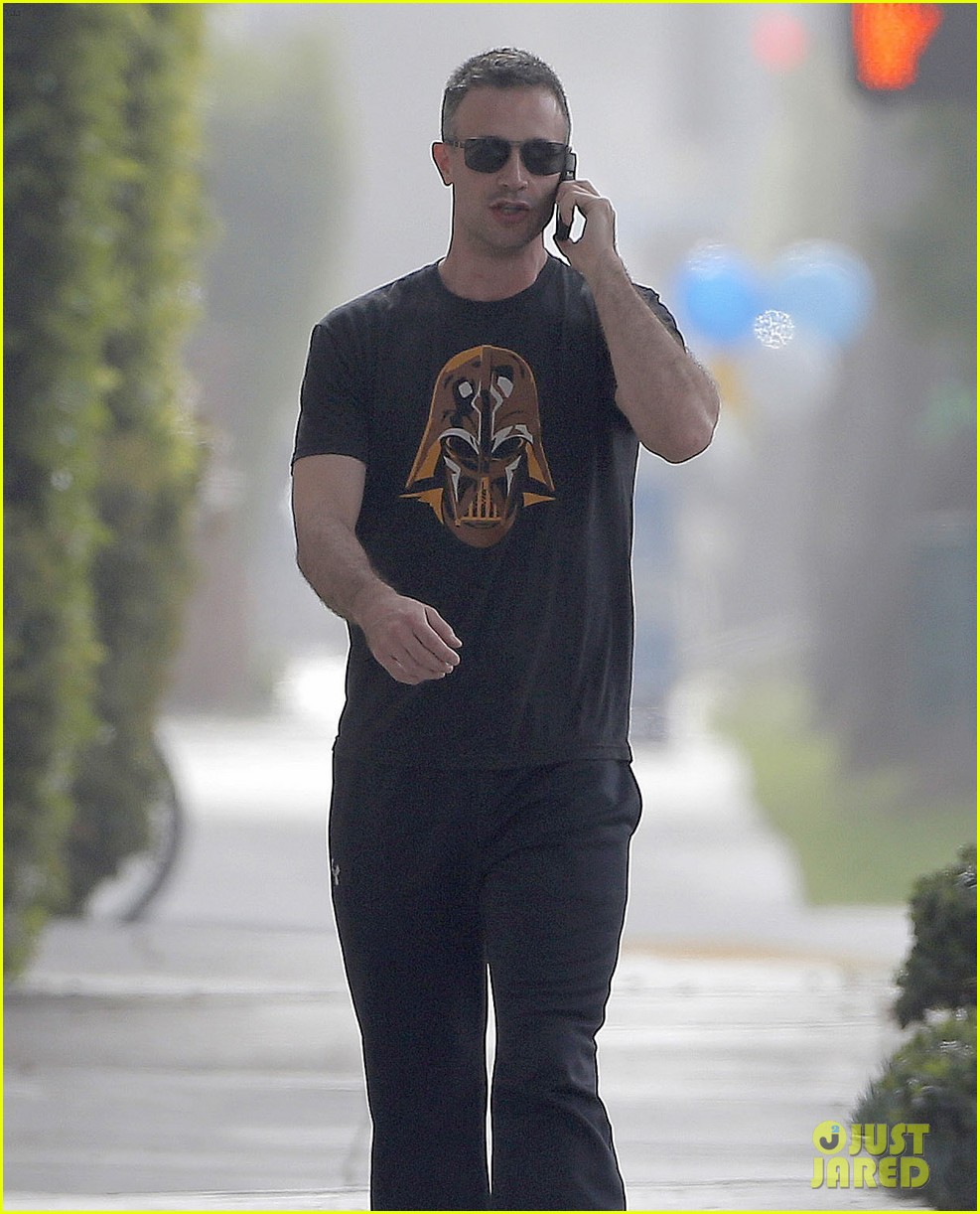 Freddie Prinze Jr. Steps Out Before His 40th Birthday: Photo 3598235