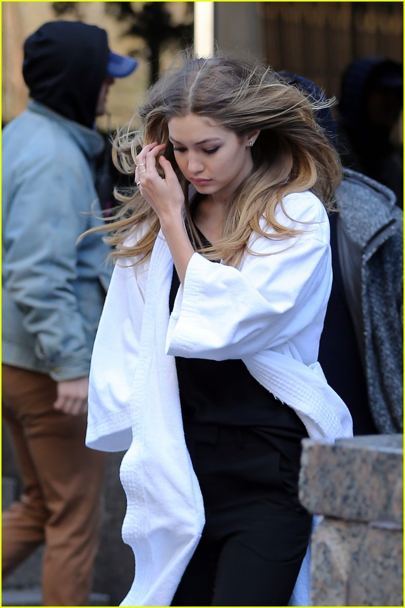 Gigi Hadid Bundles Up in Bathrobe During Photo Shoot Photo 3617072 Pictures Just Jared