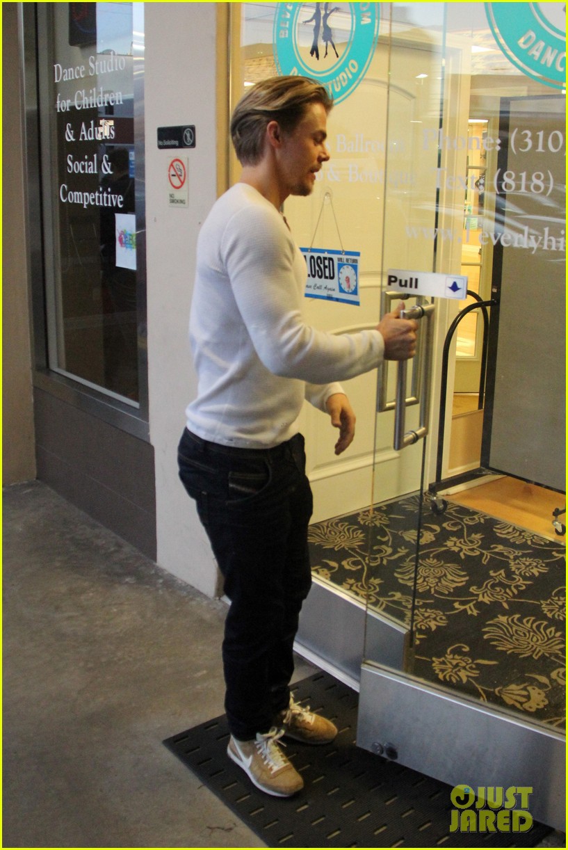 Photo derek hough teaches gina rodriguez salsa 19 Photo 3599629