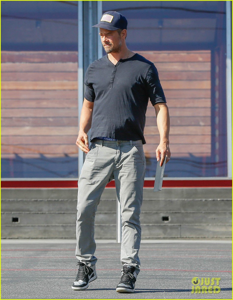 Josh Duhamel Celebrates Hockey Win With Cutie Pie Son Axl Photo