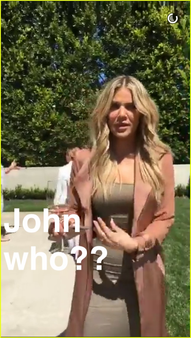 Kim Kardashian & Sisters Team Up for Chrissy Teigen's Baby Shower(02)