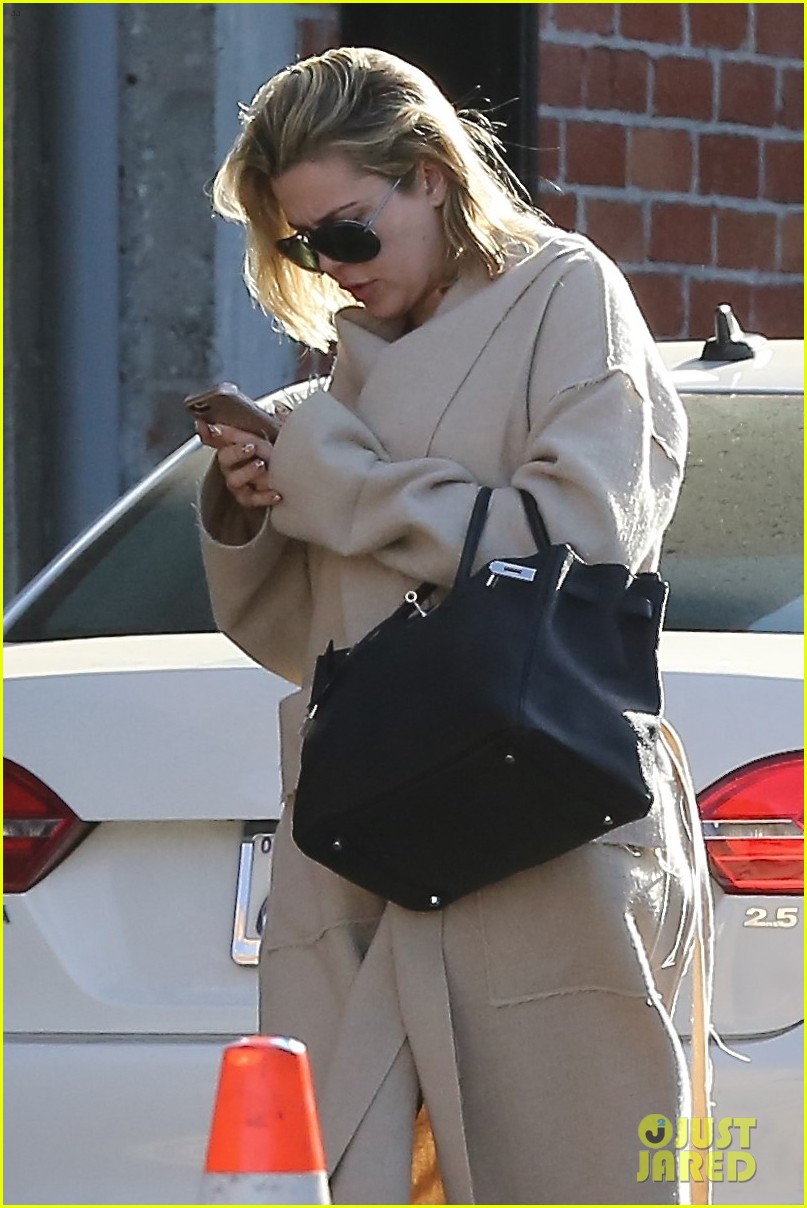 Khloe Kardashian Says Lamar Odom Didn&rsquo;t Know About Caitlyn Jenner&rsquo;s