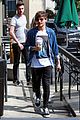 louis tomlinson starbucks friend beverly hills 23