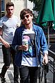 louis tomlinson starbucks friend beverly hills 25