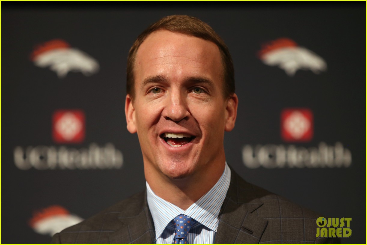 Peyton Manning Thanks Wife Ashley & Kids During Emotional Retirement