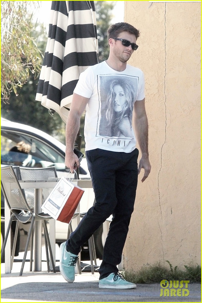 scott eastwood shirt