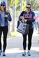 jennifer garner shows patriotic pride hoodie 08