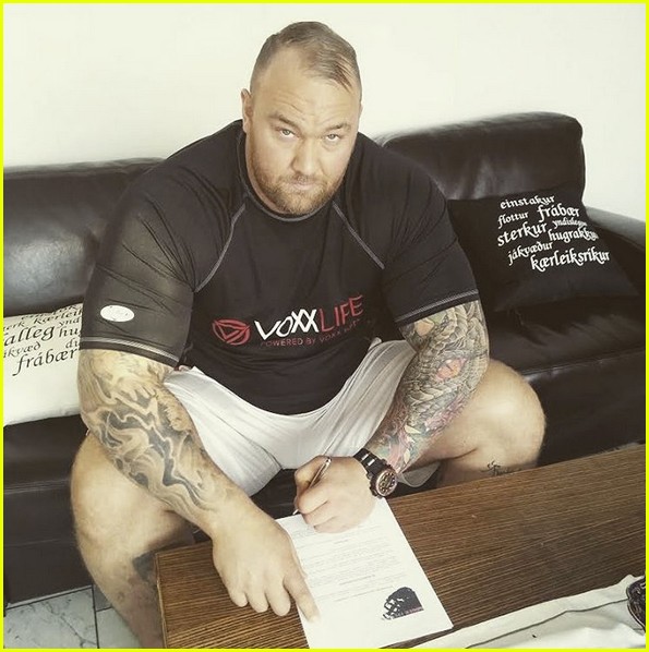 game-of-thrones-the-mountain-reveals-his-insane-diet-plan-photo