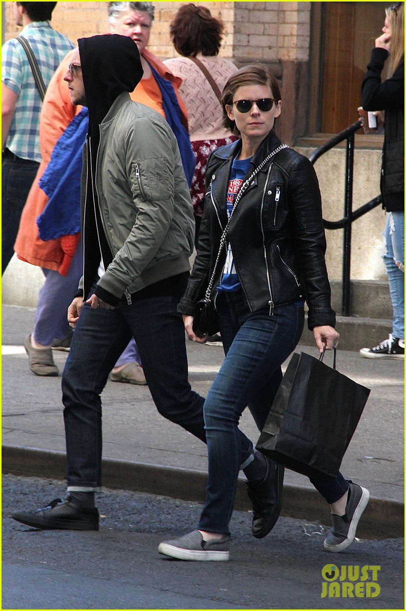 Jamie Bell Says He Would Make a Terrible Spy 'I Look Guilty' Photo