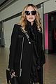 madonna flies into london 06