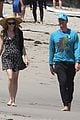 chris martin goes for malibu beach stroll with heather graham 12
