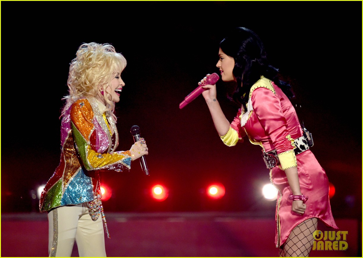 Katy Perry & Dolly Parton's ACM Awards 2016 Performance Video Watch
