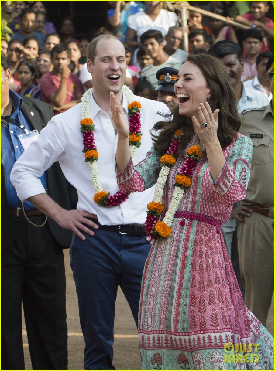 Prince William & Kate Midleton Attend BollywoodInspired Charity Gala