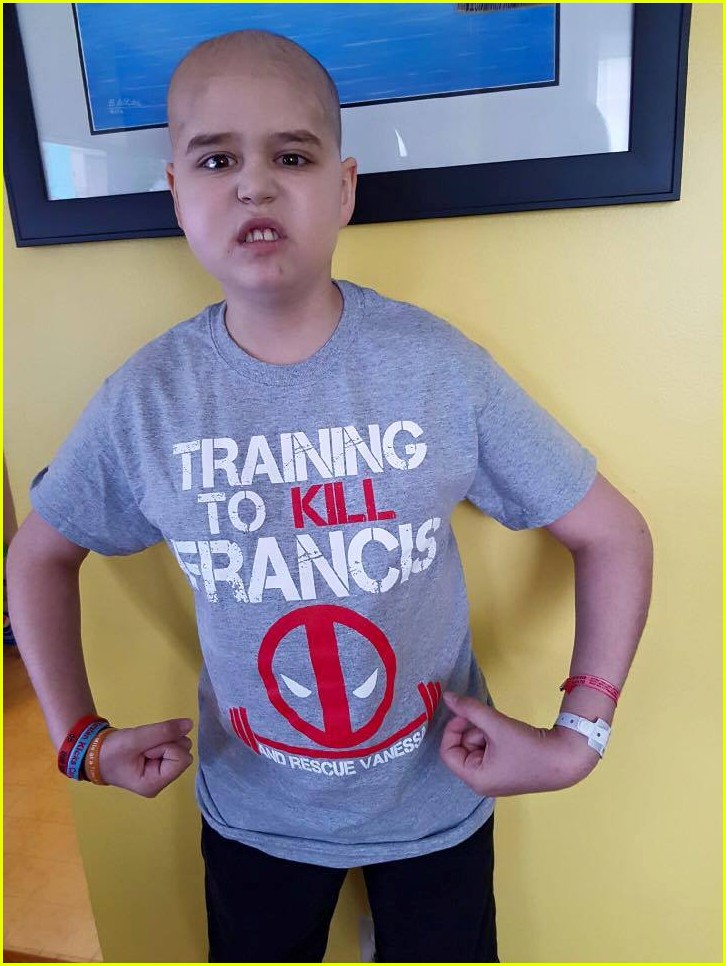 Ryan Reynolds Writes Moving Tribute for Teenage &lsquo;Deadpool&rsquo; Fan Who Died