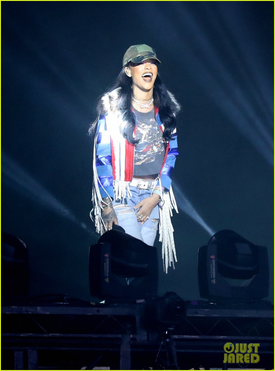 Rihanna Surprises with 'We Found Love' Performance At Calvin Harris