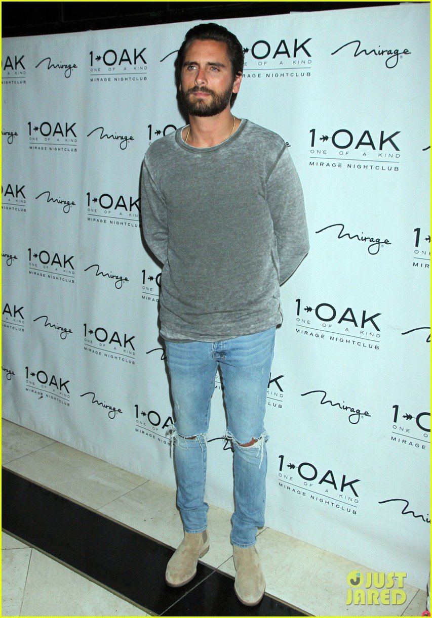 Scott Disick Has 'Nothing But Happiness' for Rob Kardashian Photo