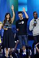 charlize theron zooey deschanel we day 03