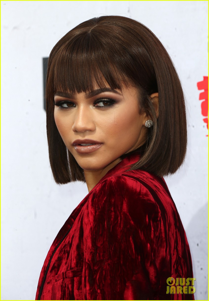 Zendaya Steps Out In Style For The iHeartRadio Music Awards 2016: Photo  3621343 | 2016 iHeartRadio Music Awards, iHeartRadio Music Awards, Zendaya  Pictures | Just Jared