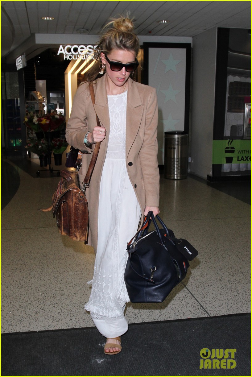 Amber Heard Flies the Skies Solo in Los Angeles: Photo 3660048 | Amber