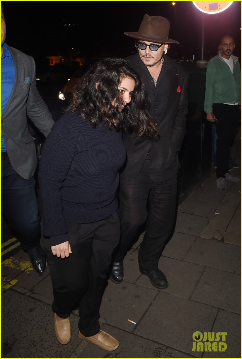 Johnny Depp Surprises Fans as the Mad Hatter at Disneyland Photo