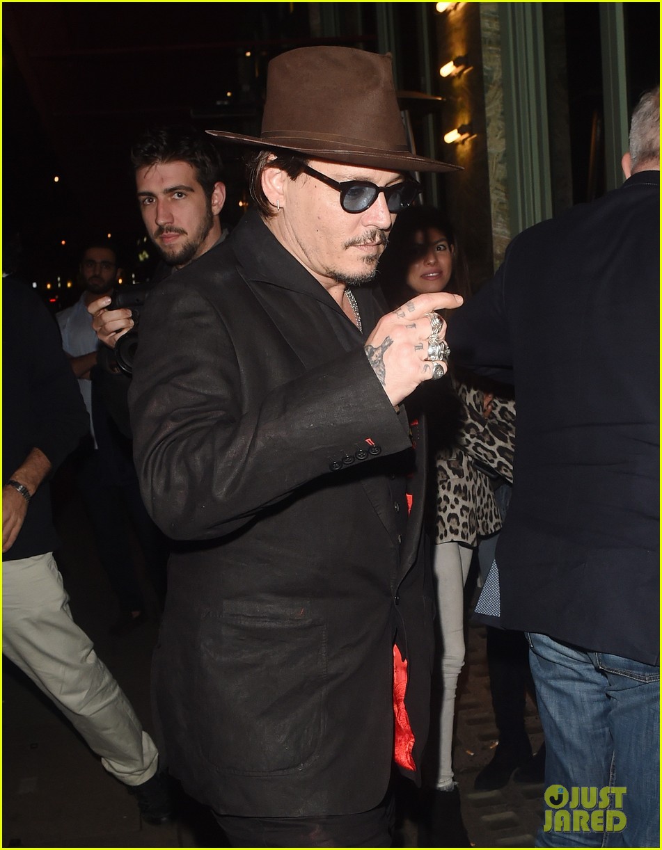 Photo johnny depp sexy fish dinner london 25 Photo 3653556 Just