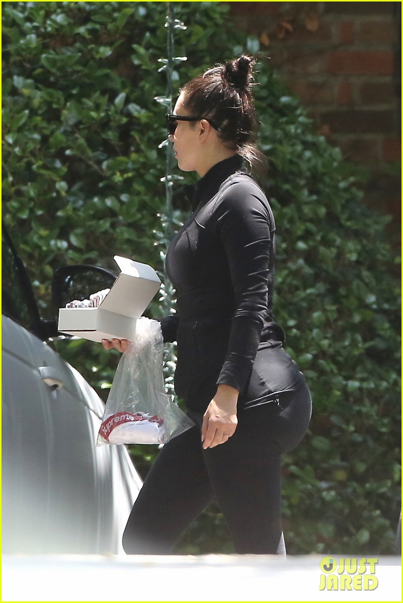 North West & Penelope Disick are Adorable Salsa Dancers Photo 3667146