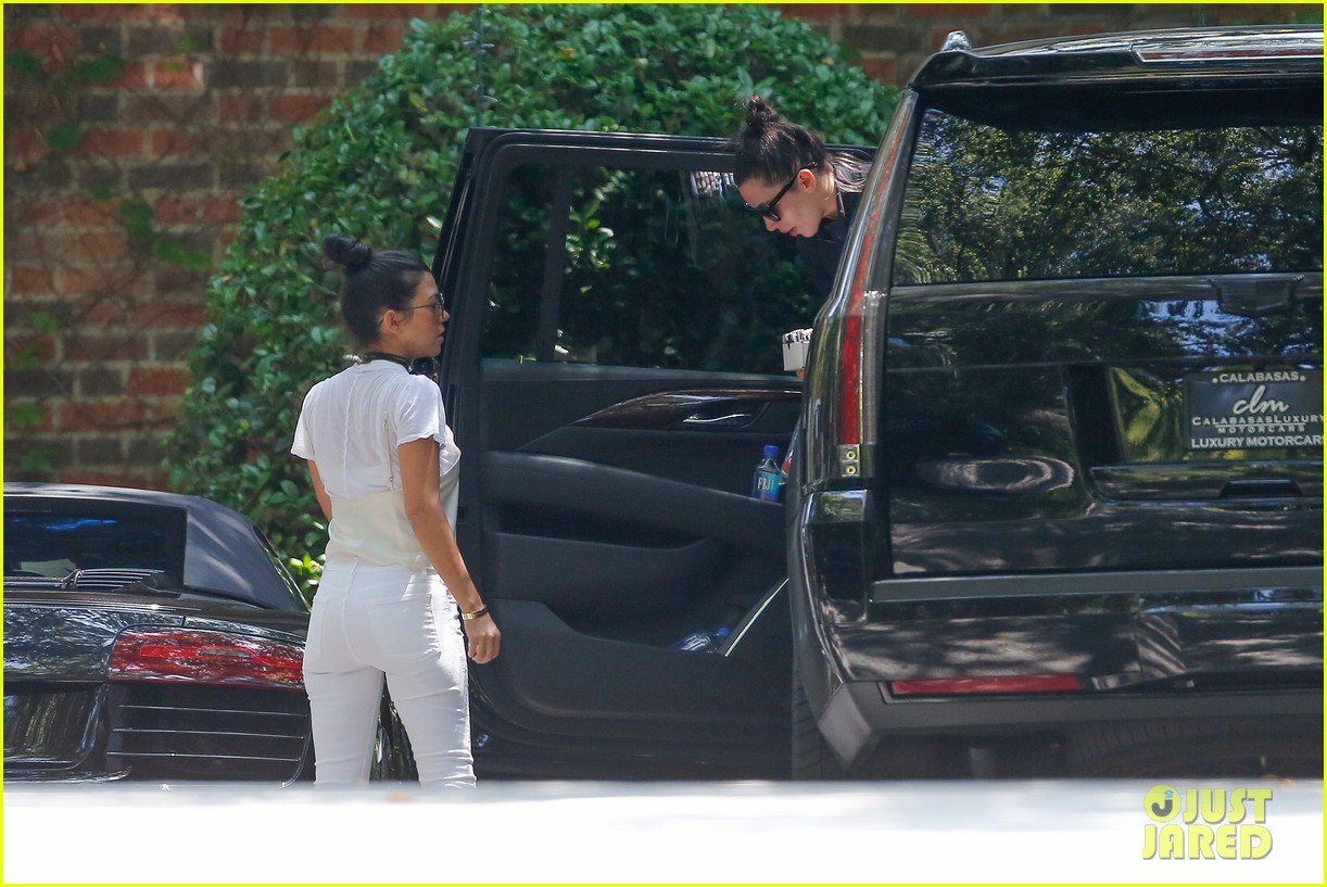 North West & Penelope Disick are Adorable Salsa Dancers Photo 3667171(02)