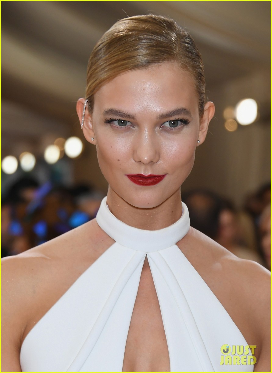 Karlie Kloss Doubles Up Her Looks for Met Gala 2016: Photo 3646525