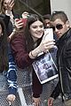 nick jonas selfies fans madrid promo album 22