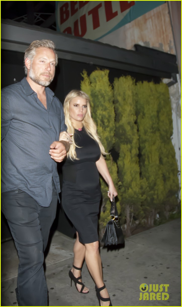 Jessica Simpson & Eric Johnson Have a Date Night! Photo 3652493