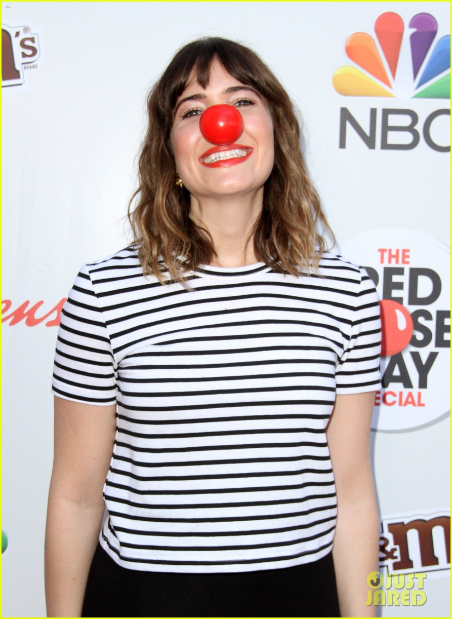 Photo: milo ventimiglia mandy moore sterling k brown team up for 2016