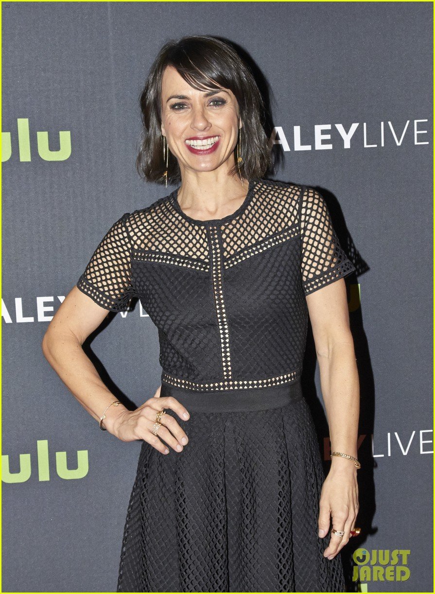 Constance Zimmer & Shiri Appleby Are 'UnREAL' In NYC Watch Season 2