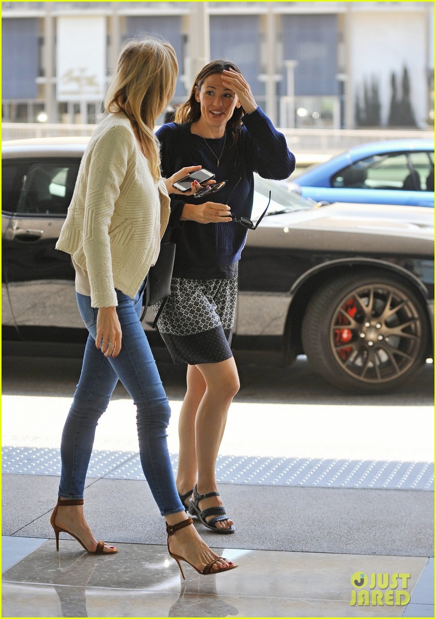 Jennifer Garner's 'Heart is Breaking for West Virginia' After Major