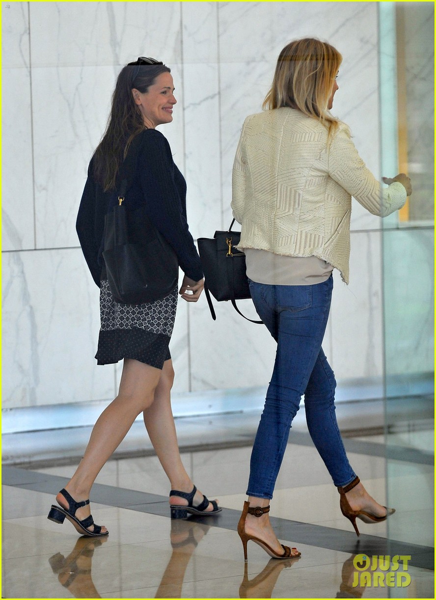 Jennifer Garner's 'Heart is Breaking for West Virginia' After Major