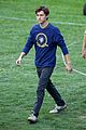 tom holland wears school sweatshirt on spider man homecoming set 01