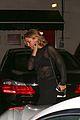 kate hudson steps out for dinner after vacation with amy schumer 16