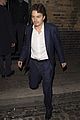 leonardo dicaprio spends the night out with female friends 04