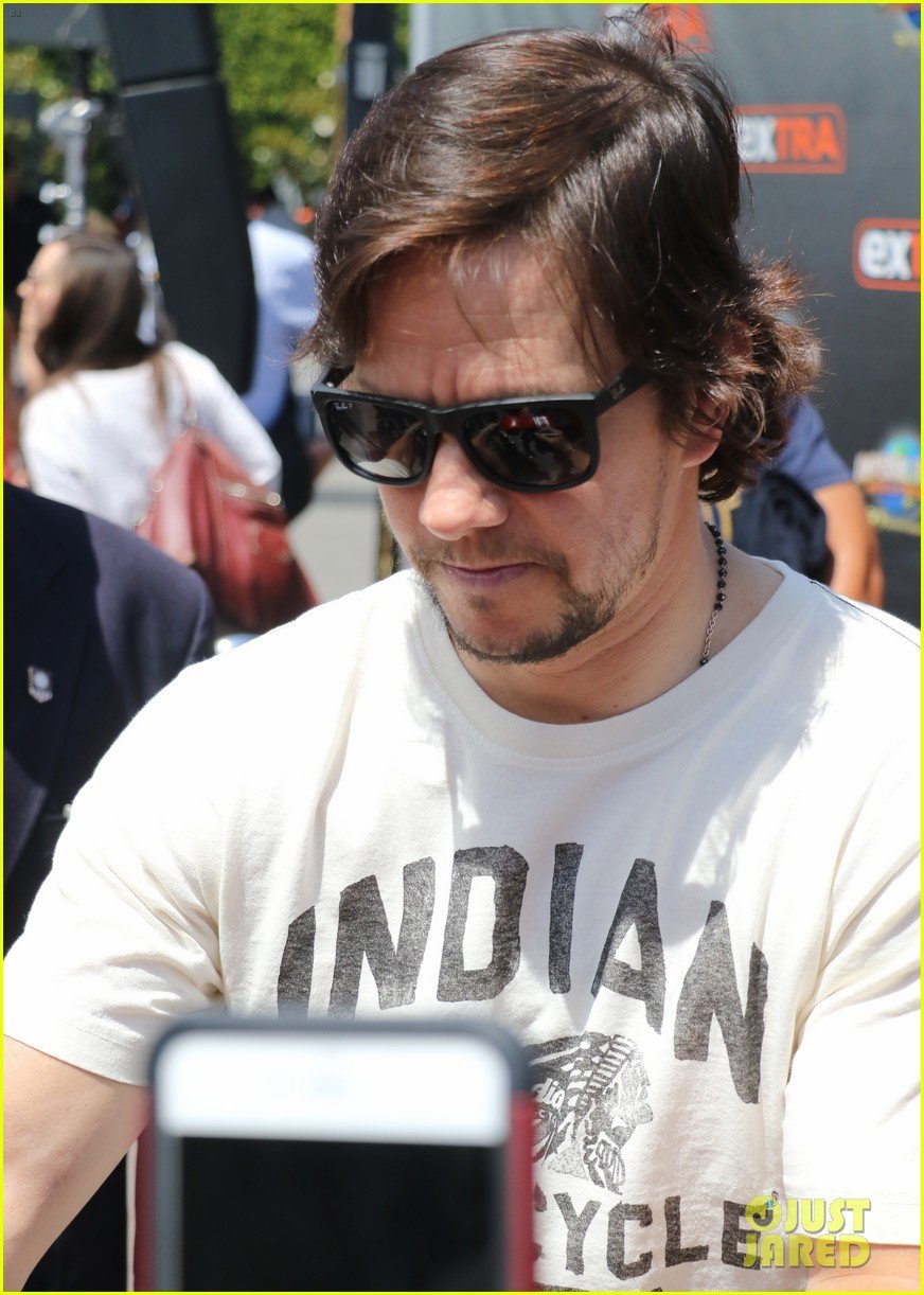 Mark Wahlberg Celebrates His 45th Birthday Today!: Photo 3674162 | Mark