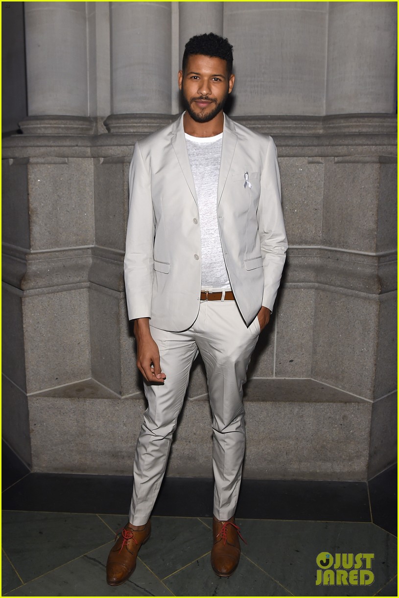 Chloe Moretz Wanted to Get Plastic Surgery at 16 Photo 3690806 Chloe