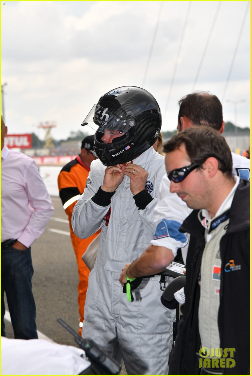 Photo brad pitt a race car driver at le mans 24 hours event 12