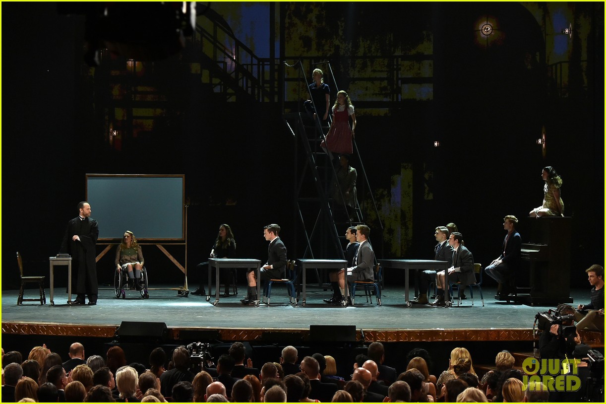 'Spring Awakening' Cast Reunites for Tony Awards 2016 Performance ...