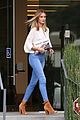 rosie huntington whiteley is back in la after a busy week in nyc 01