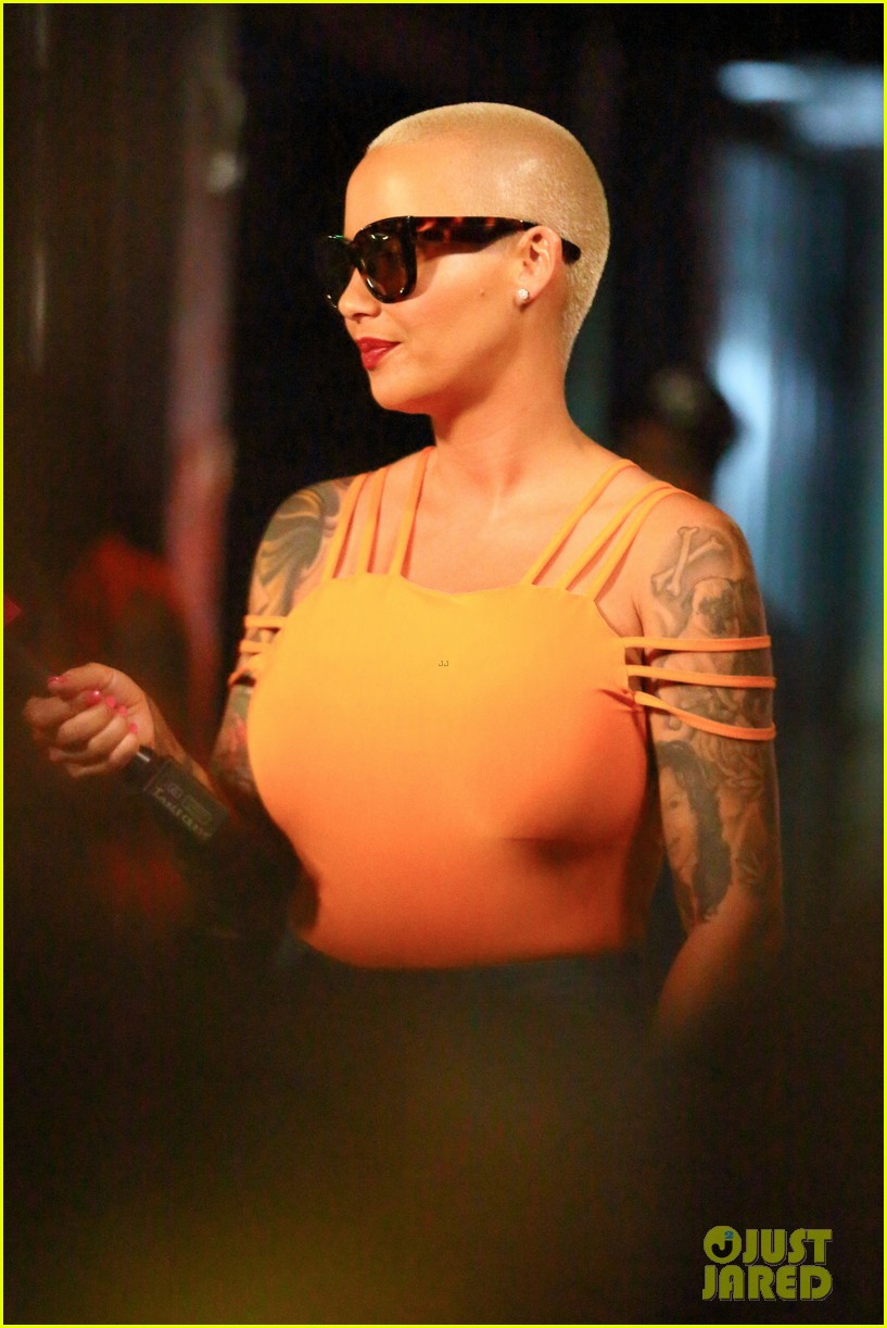 Amber Rose Sends Love to Iggy Azalea After Nick Young Split Photo