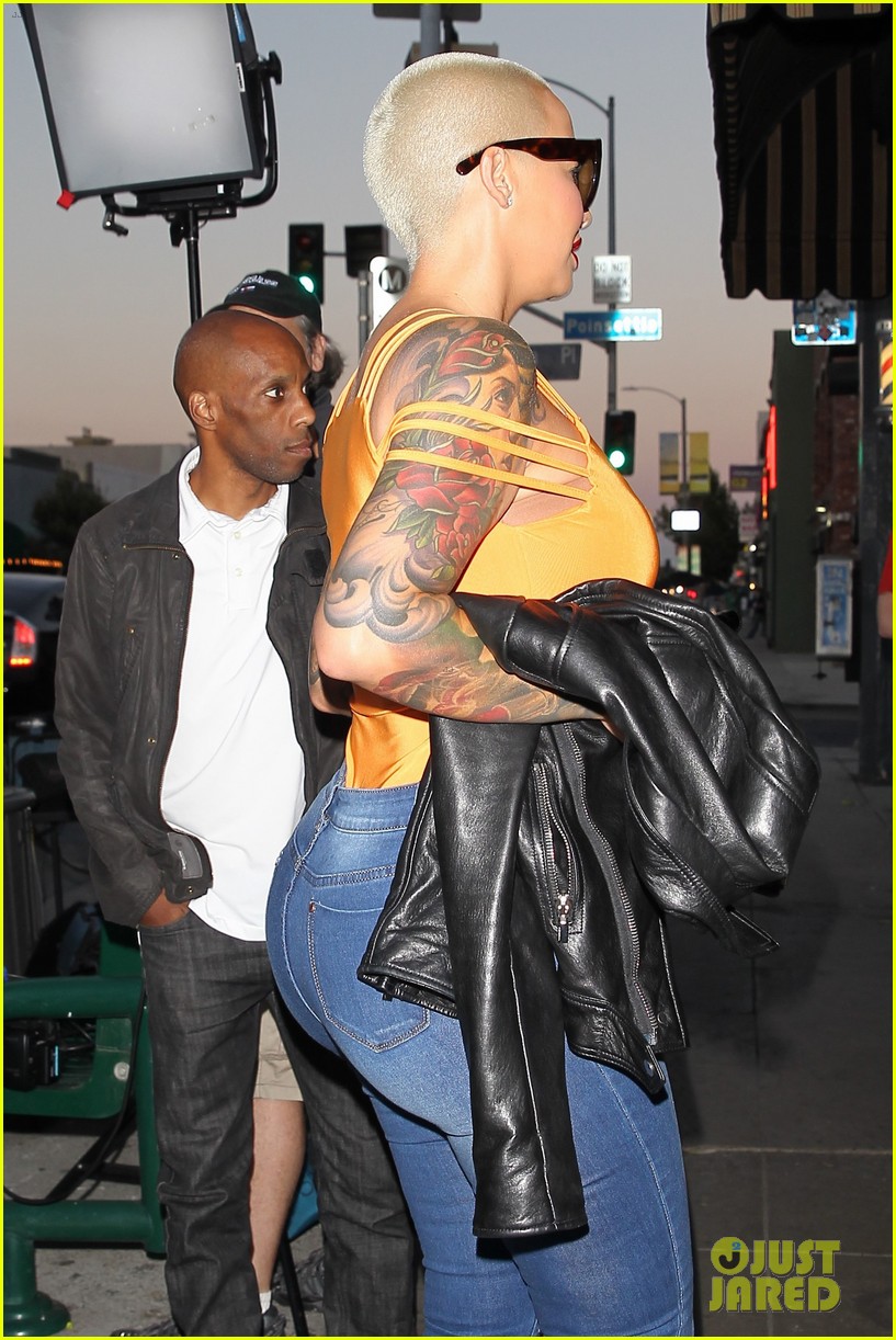 Amber Rose Sends Love to Iggy Azalea After Nick Young Split Photo