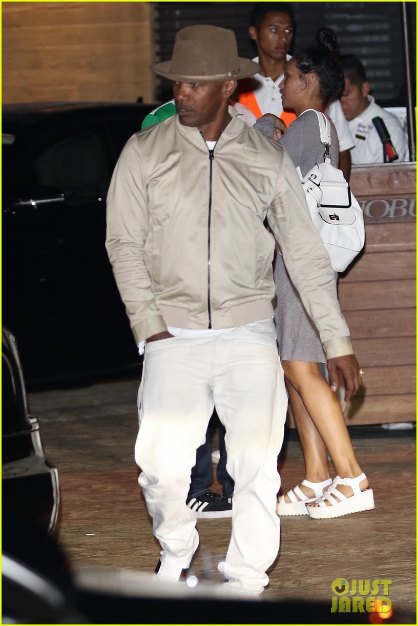 Gerard Butler, Jamie Foxx, & Justin Theroux Celebrate July 4th in