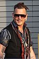 johnny depp kicks off hollywood vampires tour 08