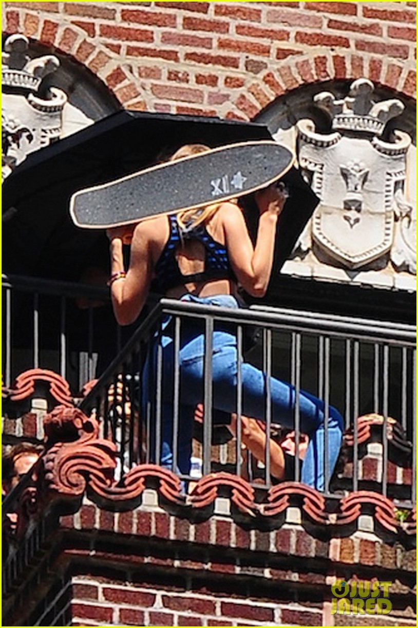 Gigi Hadid Touches & Tells With 'Sports Illustrated' Watch Now